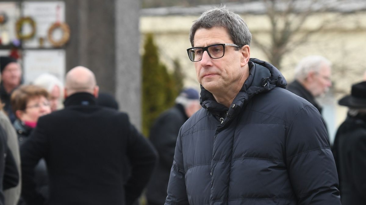 Exministr Vladimír Mlynář si kvůli Letné nebral servítky: Řekl nahlas to, co si ostatní jenom myslí